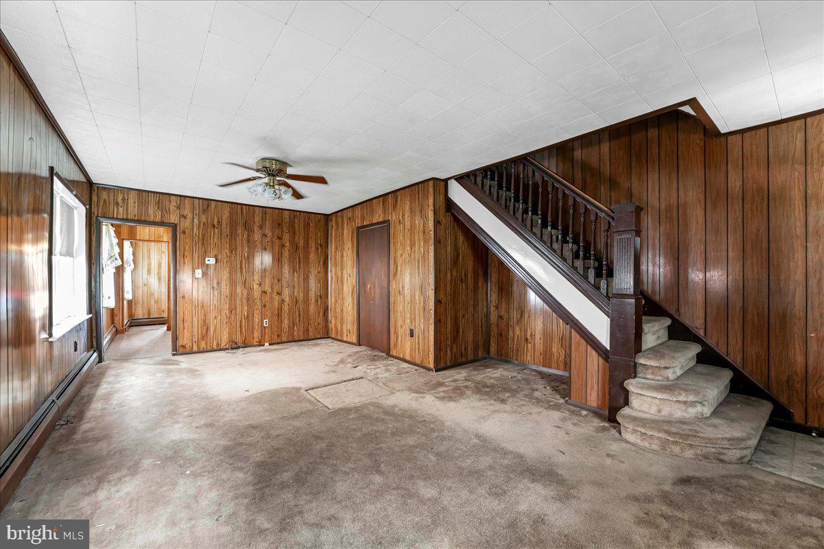 16 New Rd Property Photo 5
