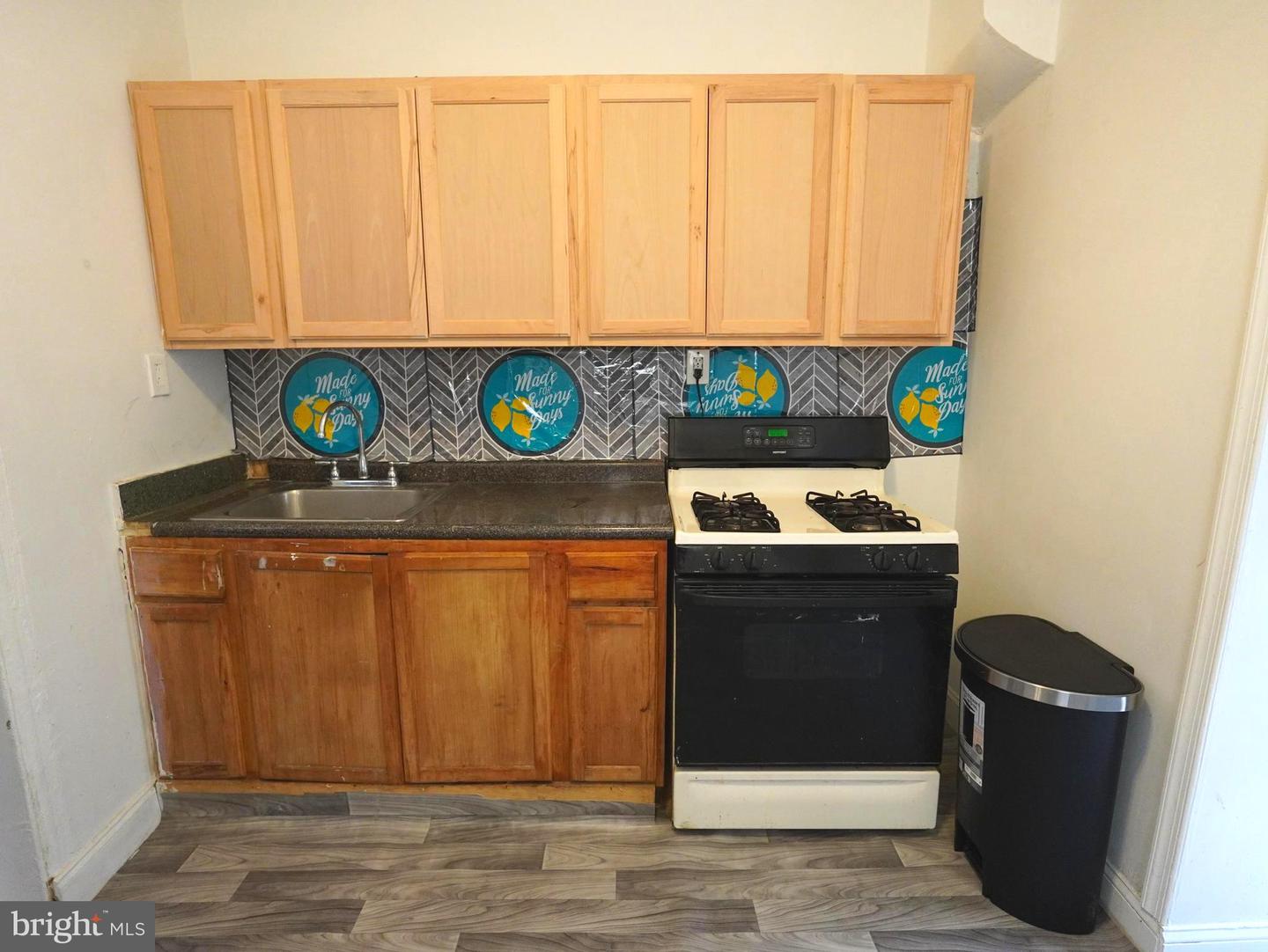 54 N Macdade Blvd Property Photo 9