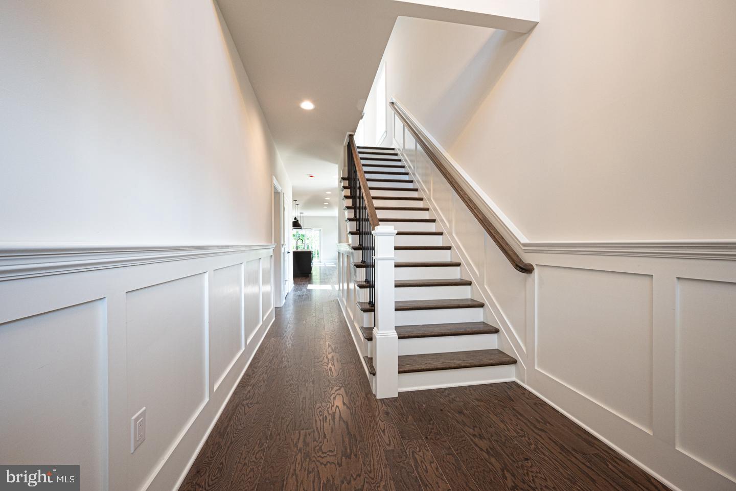 403 Taylor Street Property Photo 4
