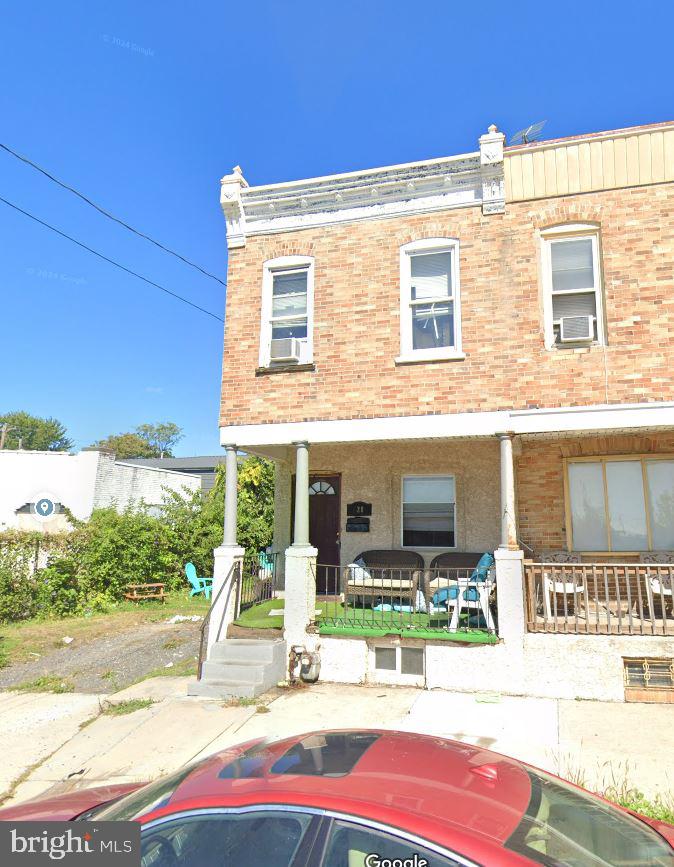620 W 2nd St Property Photo