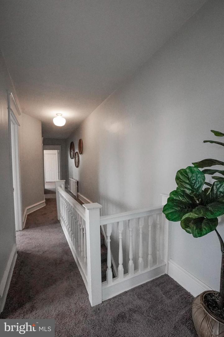 240 Cherry St Property Photo 42