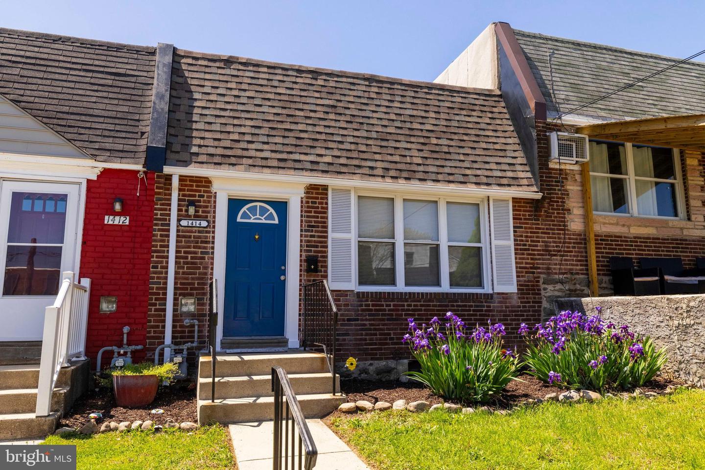 1414 Simpson St Property Photo 1