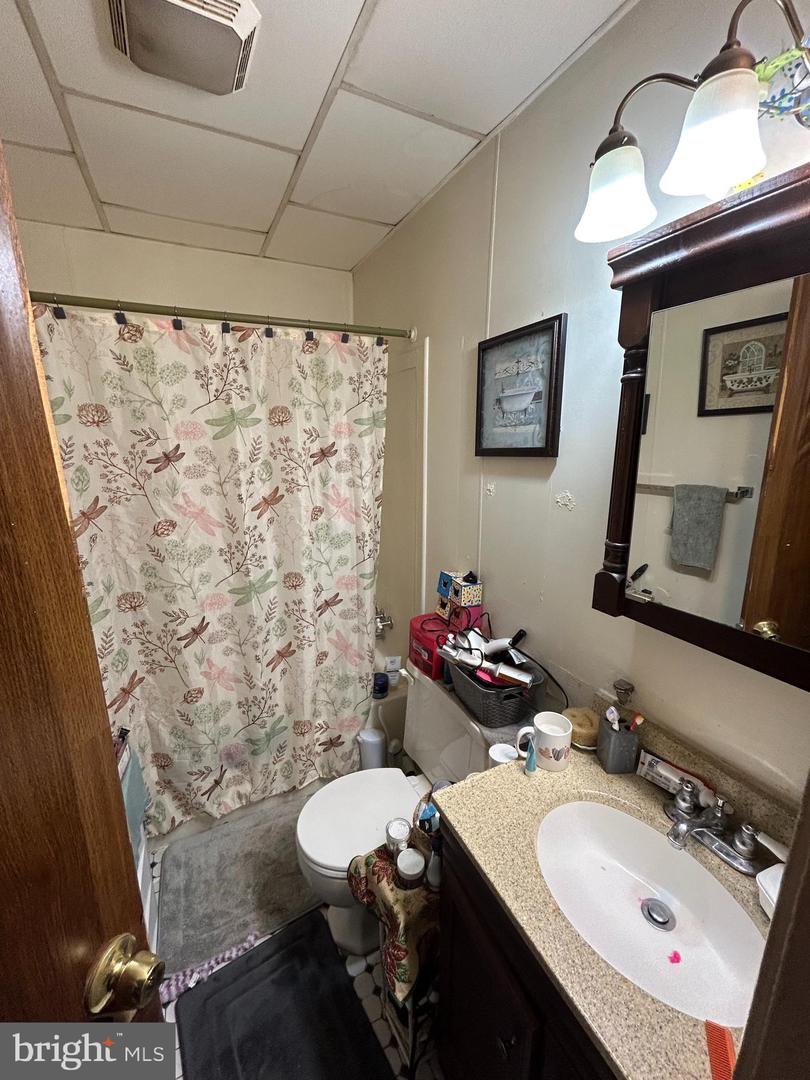 15 W Ridley Ave Property Photo 27