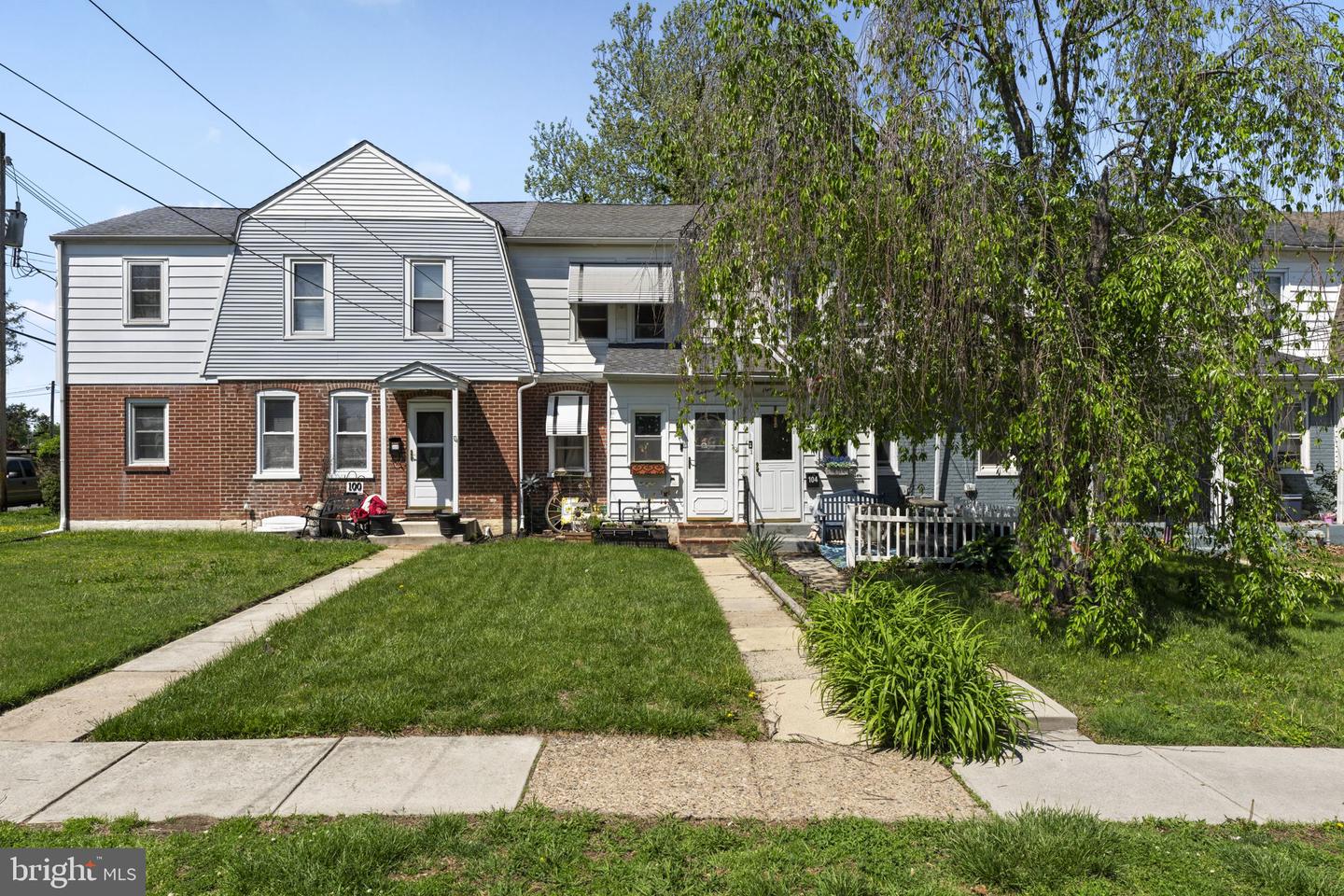 102 E Chelton Rd Property Photo