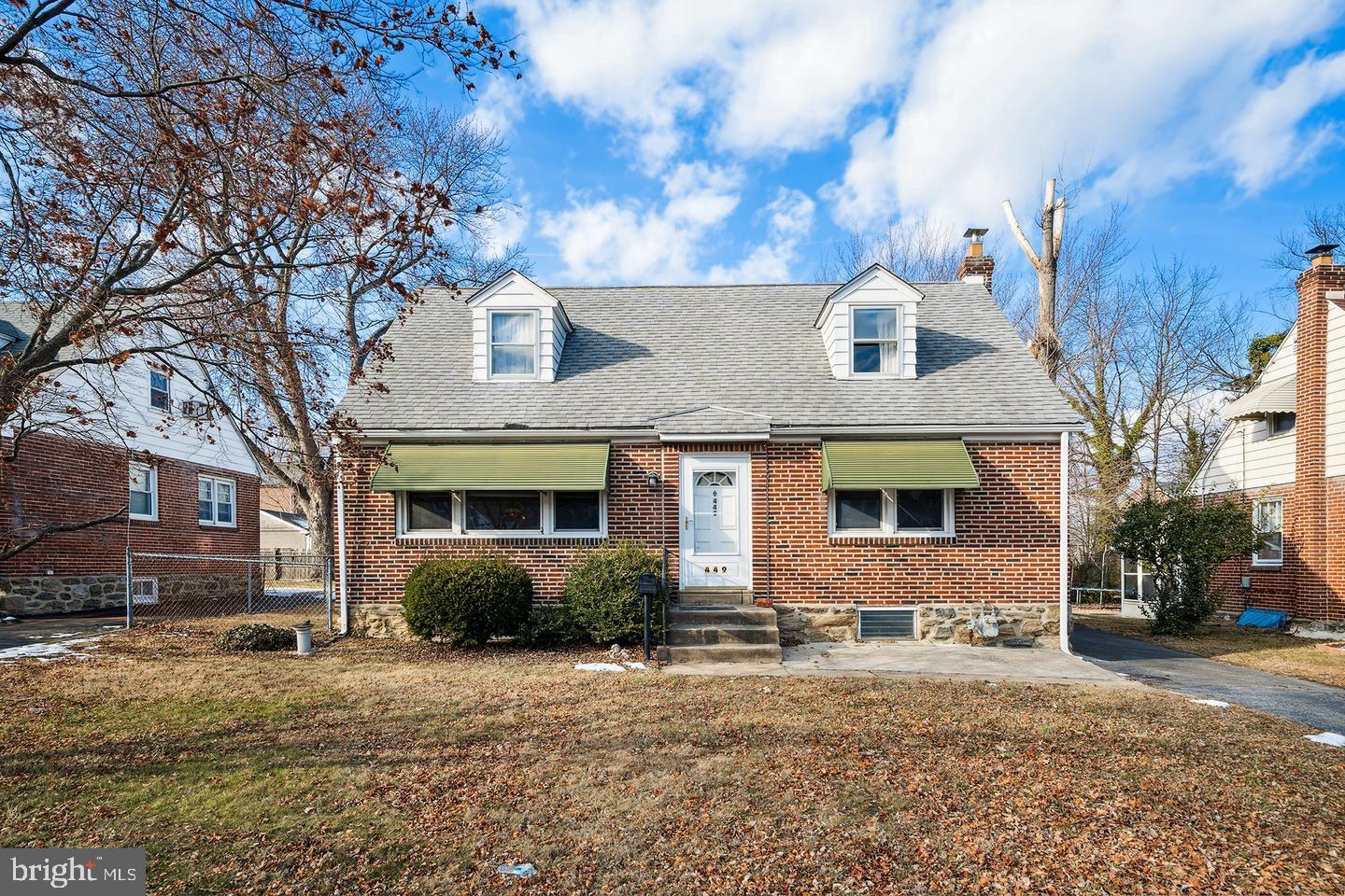 449 E Rively Ave Property Photo