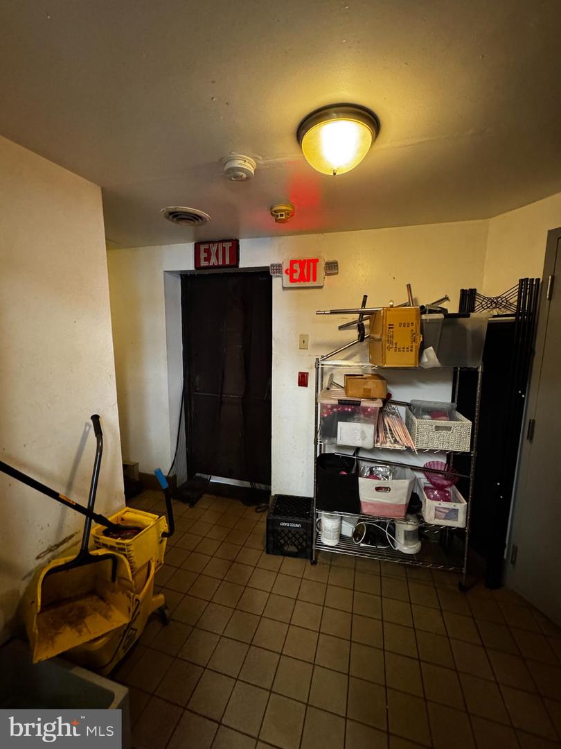 29 S Morton Ave #1st Fl Property Photo 10