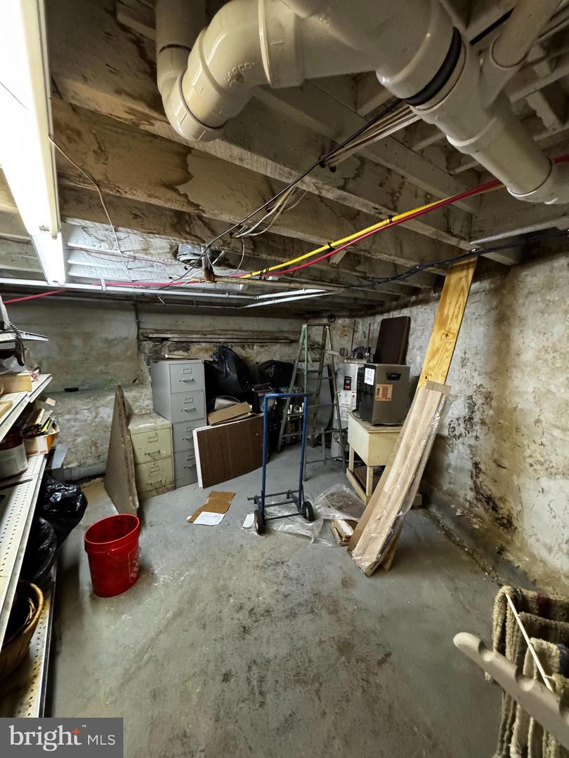 29 S Morton Ave #1st Fl Property Photo 14
