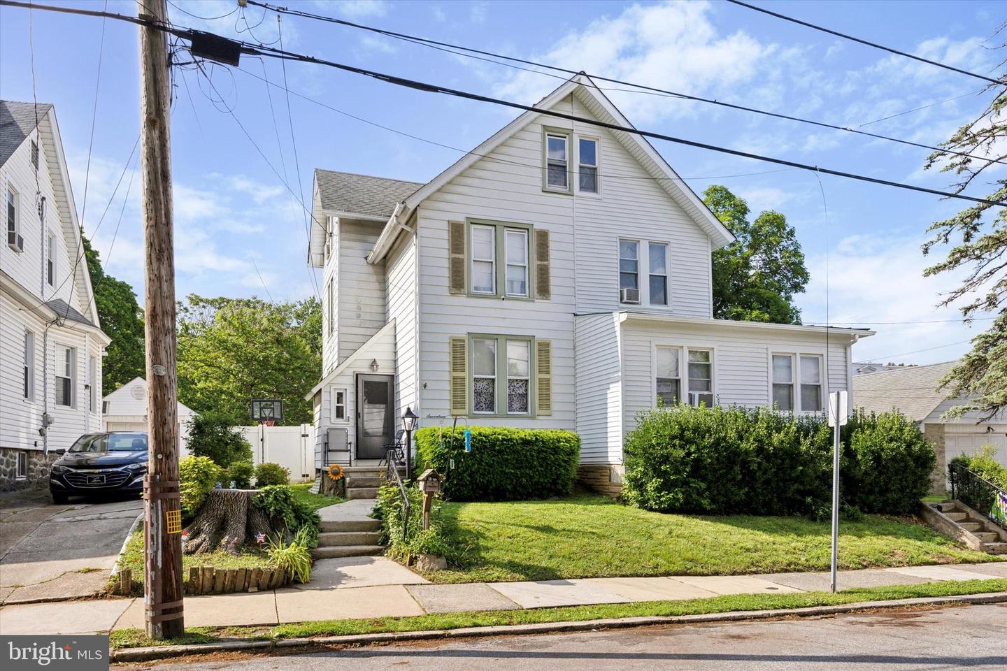 17 W Magnolia Ave Property Photo
