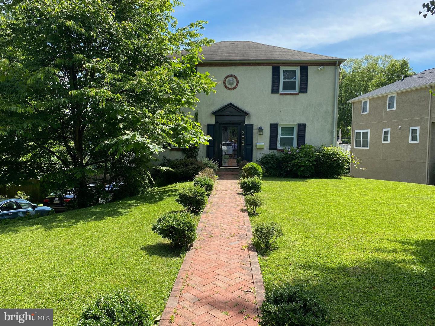 308 WEST AVE