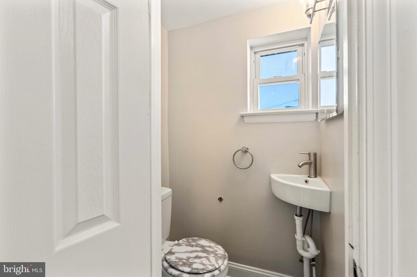 100 Chester Pike Property Photo 31