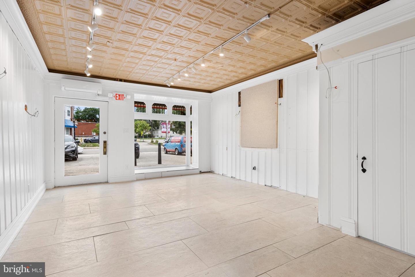 240 E Lancaster Ave #retail Unit Property Photo 7