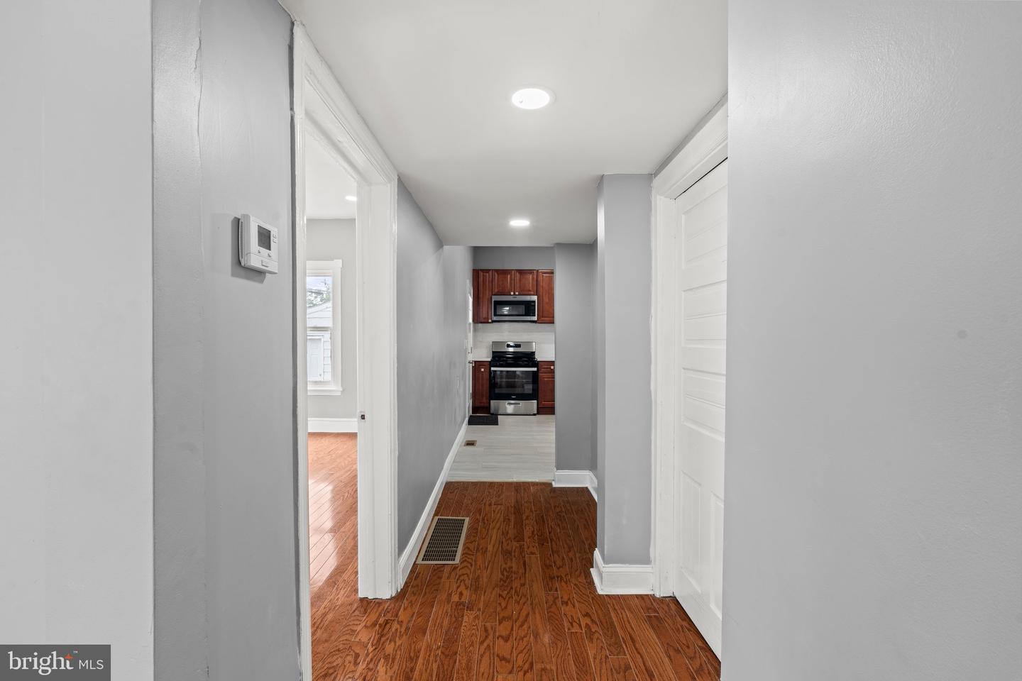 520 Maine Ave Property Photo 6