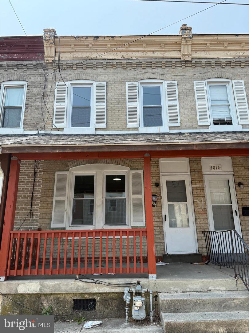 1012 Potter St Property Photo 1