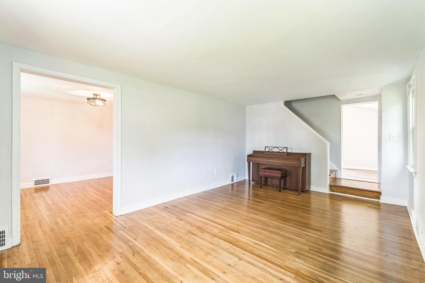 515 Johnson Ave #101 Property Photo 4