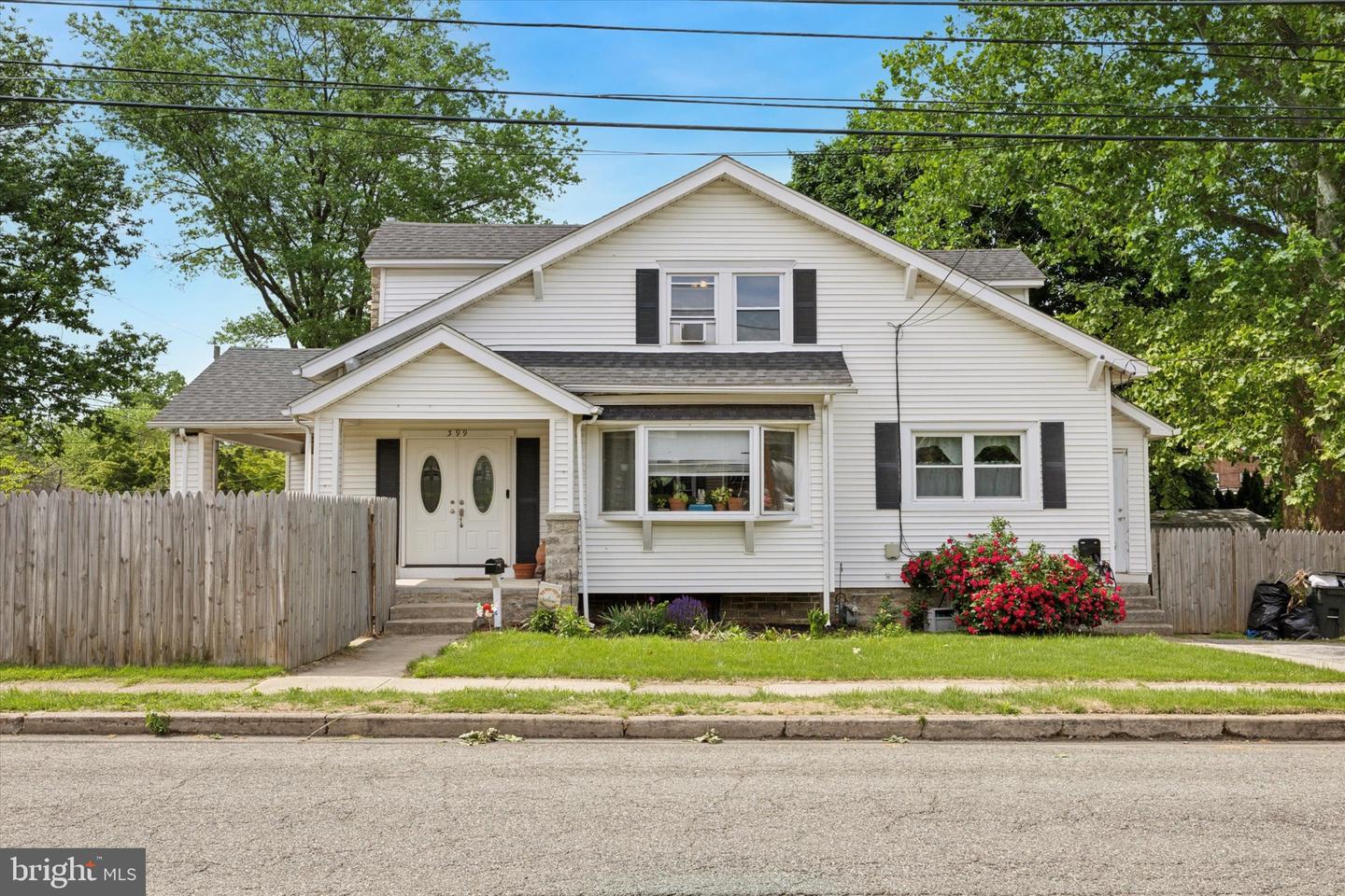 599 MASSACHUSETTS AVE Property Photo 1