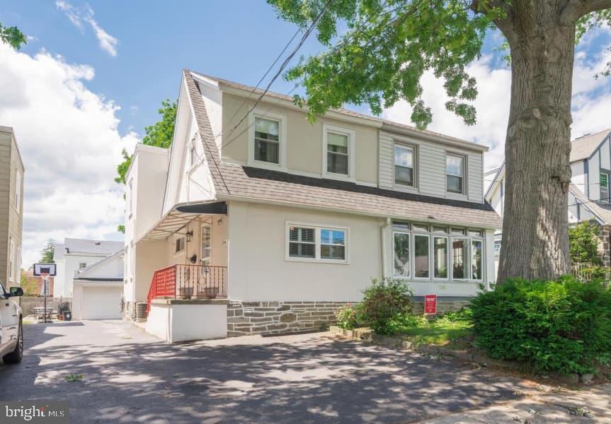 736 OAK VIEW RD #100