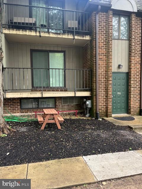 760a Putnam Blvd Property Photo 1