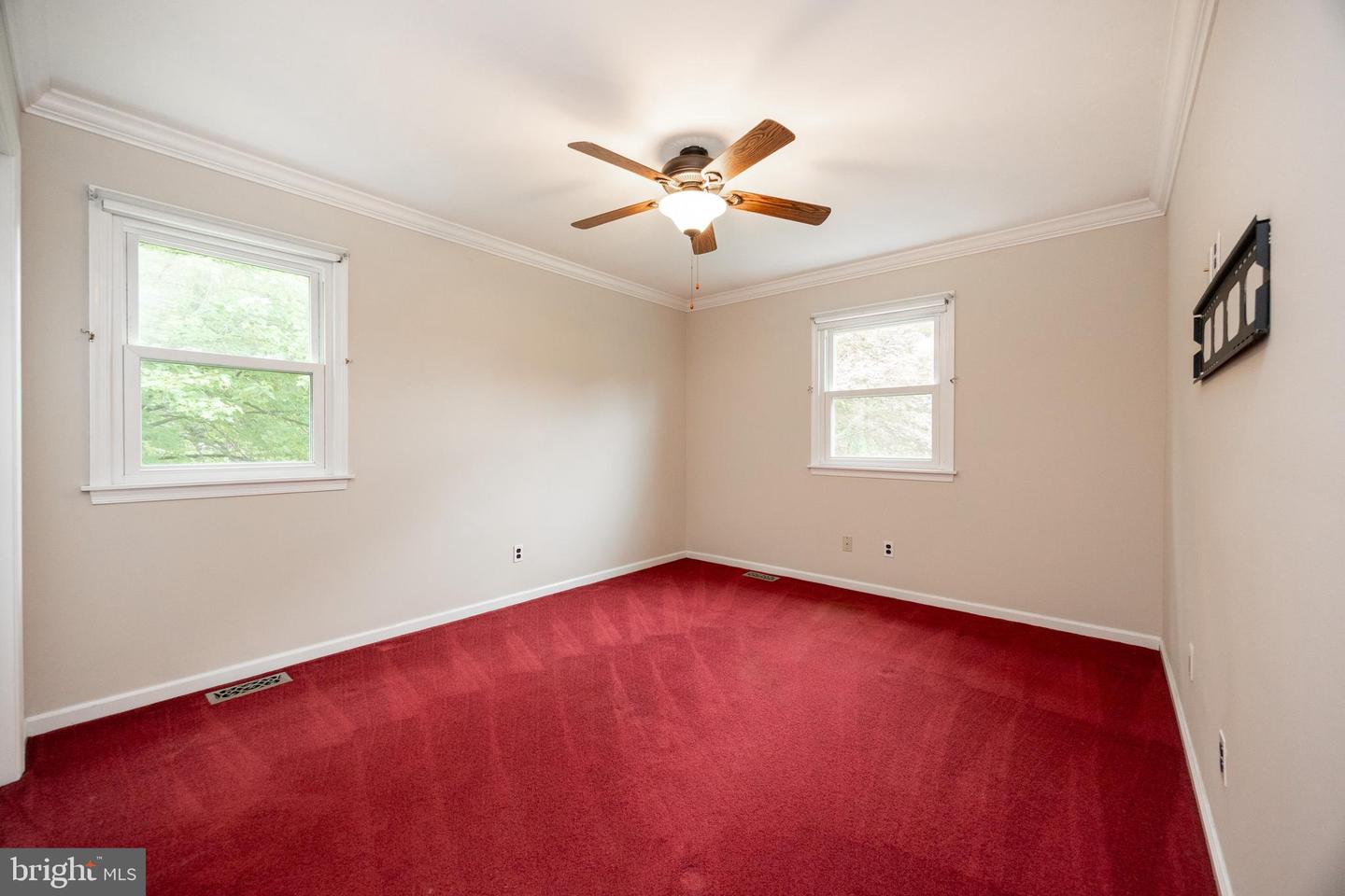 2 Federal Farm Dr #2 Property Photo 41