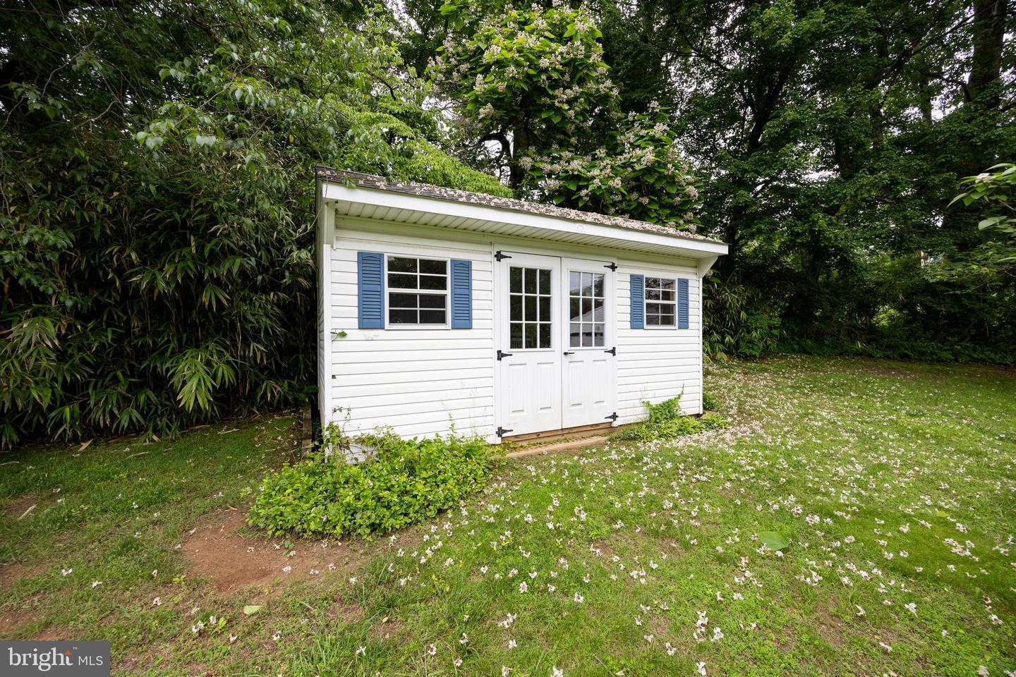 2 Federal Farm Dr #2 Property Photo 48