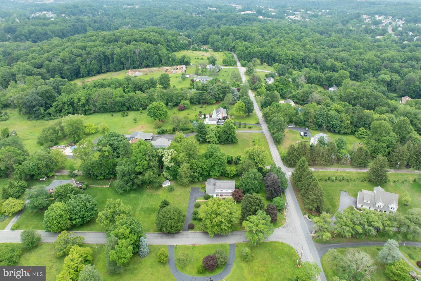 2 Federal Farm Dr #2 Property Photo 58