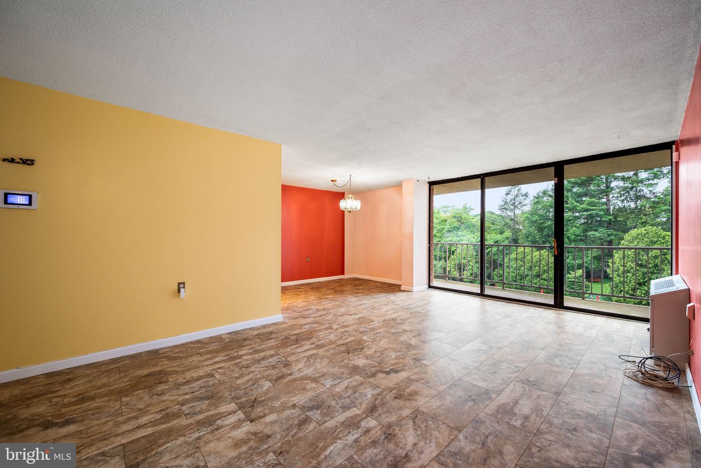 801 Yale Ave #827 Property Photo 1