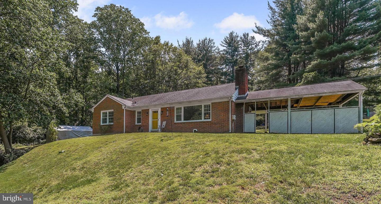 430 W Rose Tree Rd Property Photo