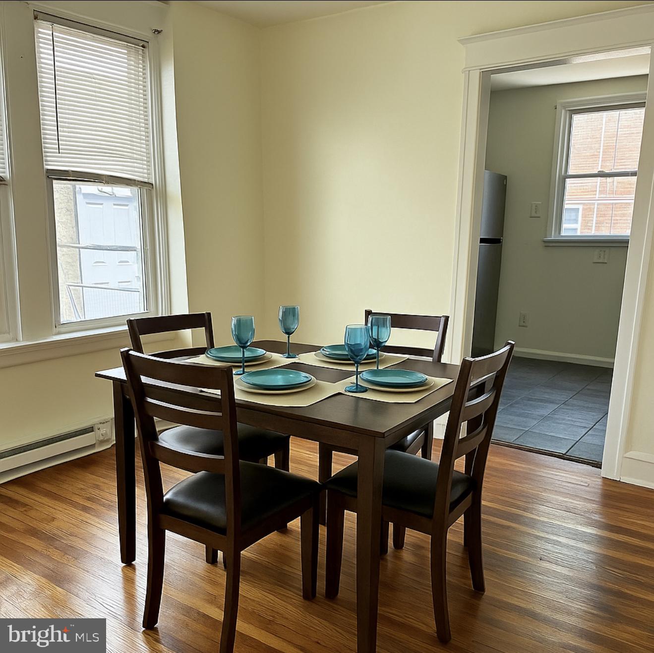 669 Long Ln Property Photo 5