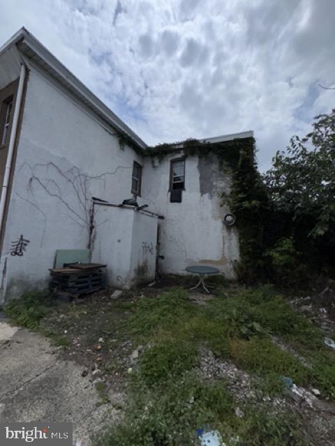 2900 W 3rd St Property Photo 18