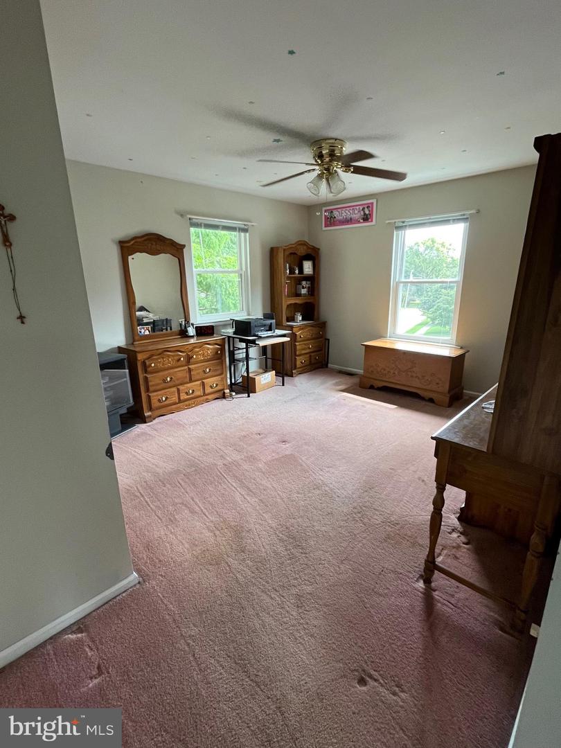 129 Ronald Rd Property Photo 43