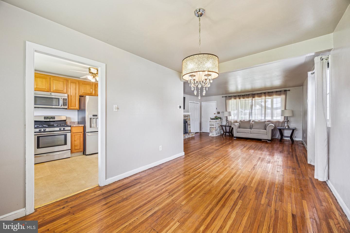 3557 Swiftwater Ln Property Photo 4