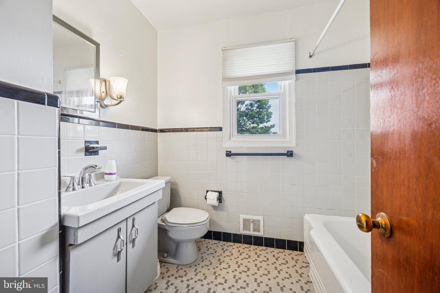 3557 Swiftwater Ln Property Photo 9