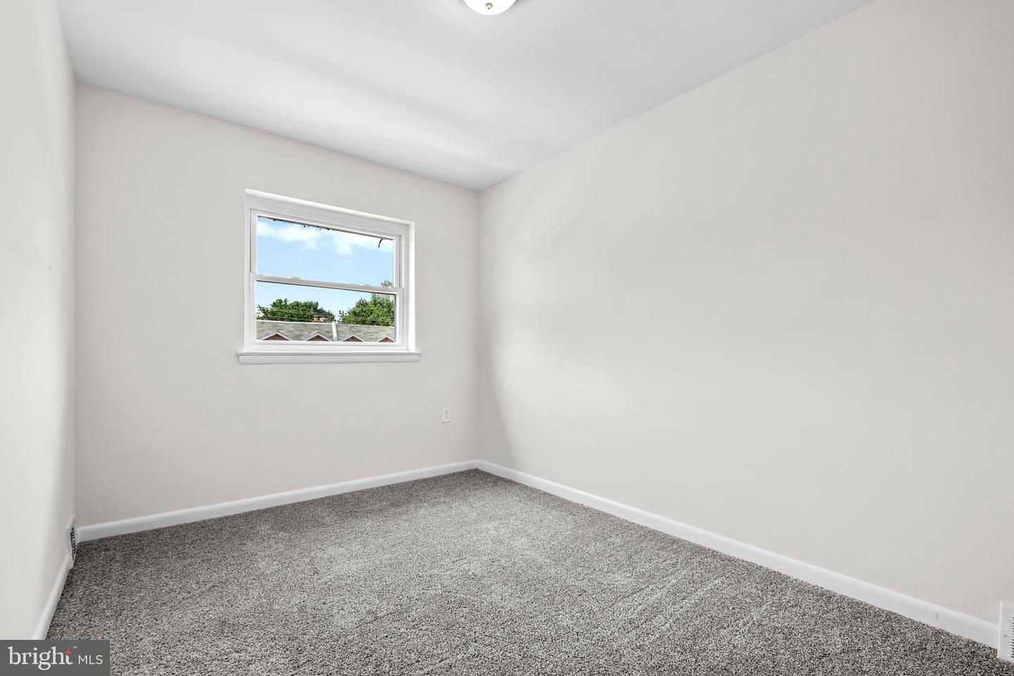 1429 Forrester Ave Property Photo 22