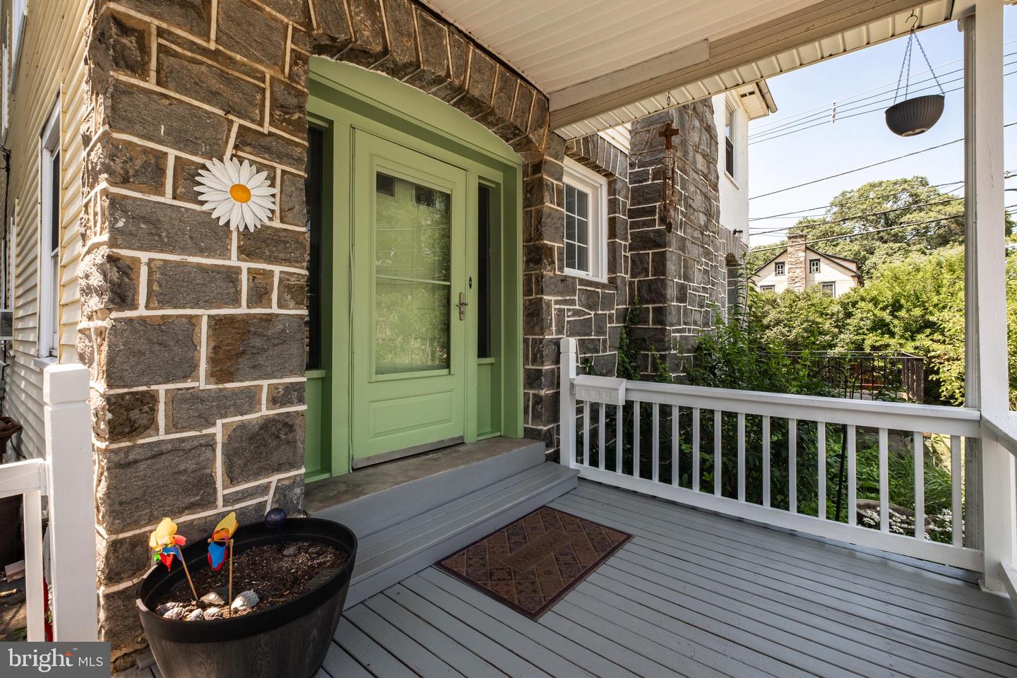 72 Clover Property Photo 1