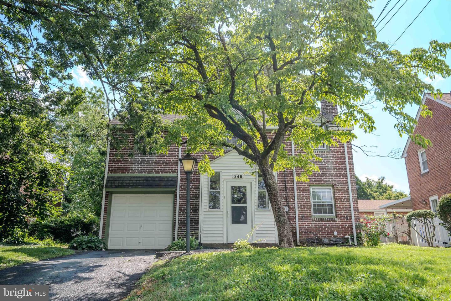 246 Shadeland Ave Property Photo 1