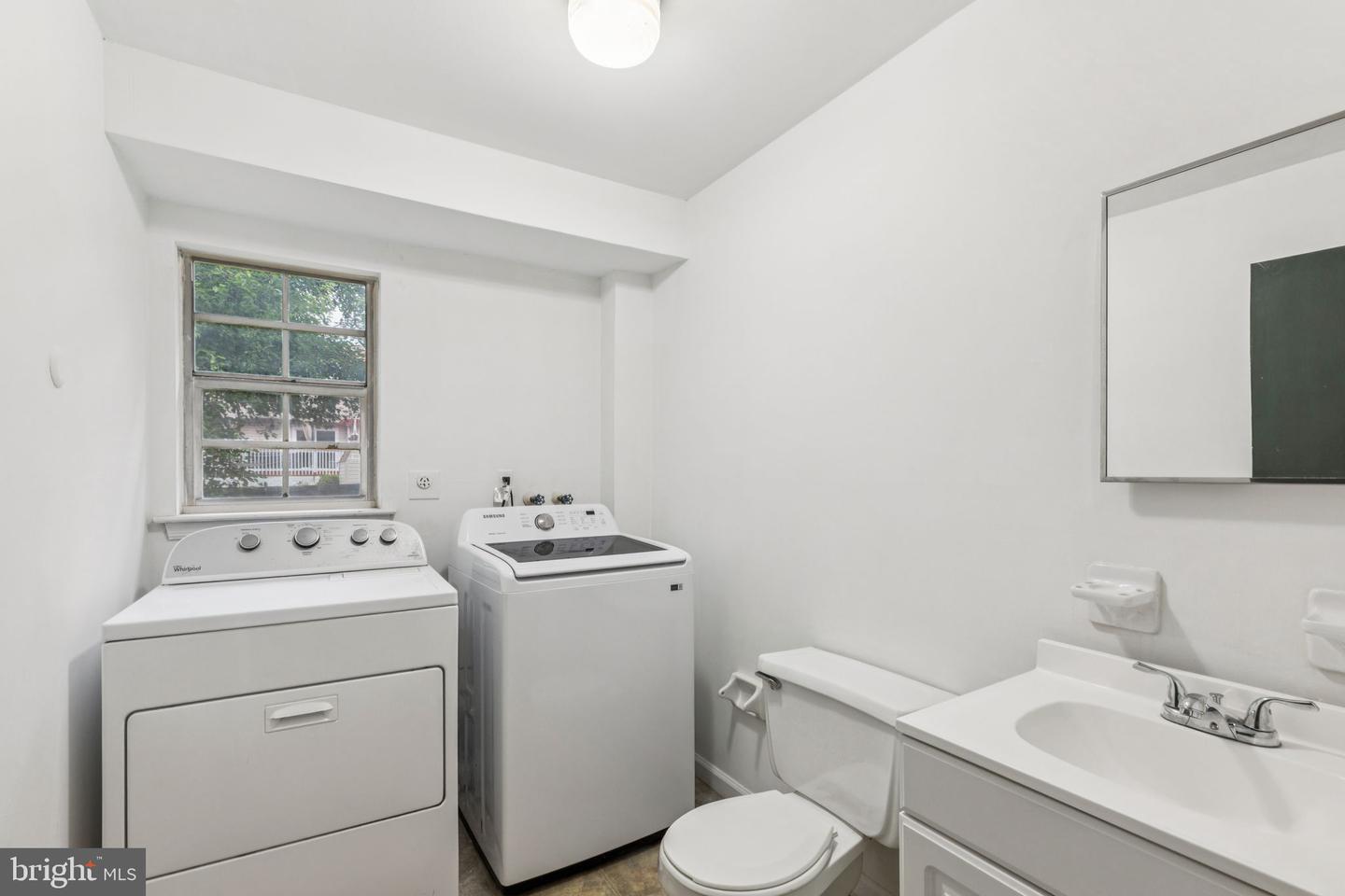 112 Wellington Rd Property Photo 15