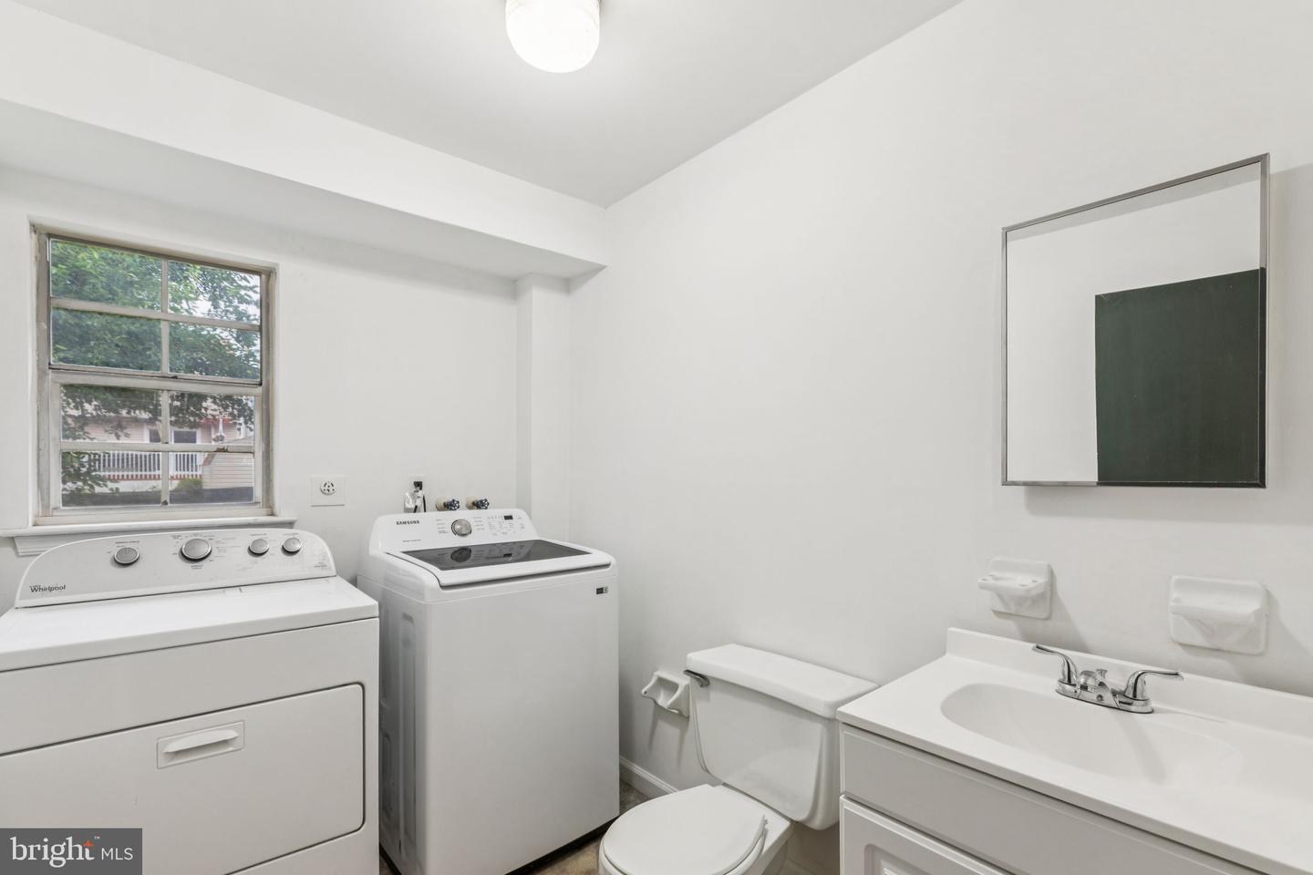 112 Wellington Rd Property Photo 16