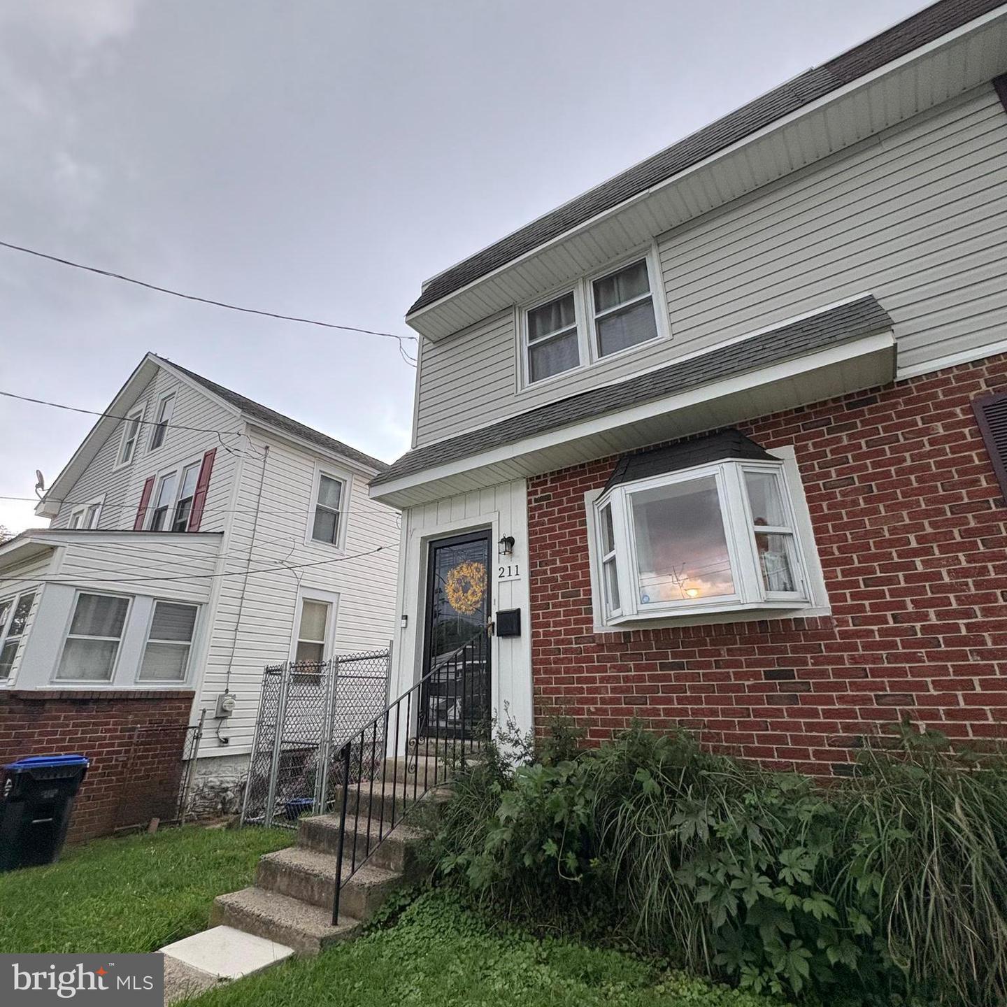 211 Johnson Ave Property Photo 1