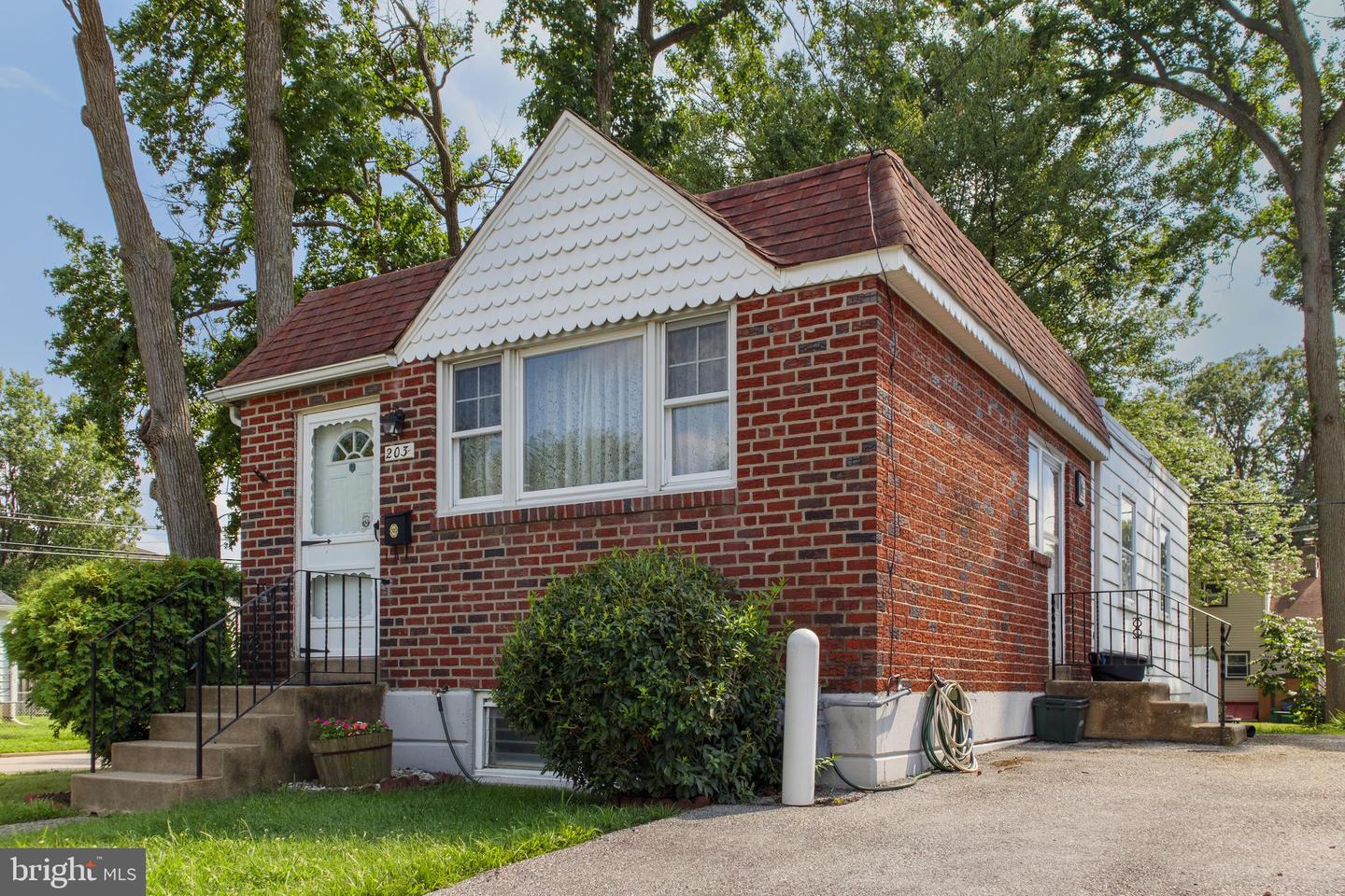 203 Ridley Ave Property Photo 1