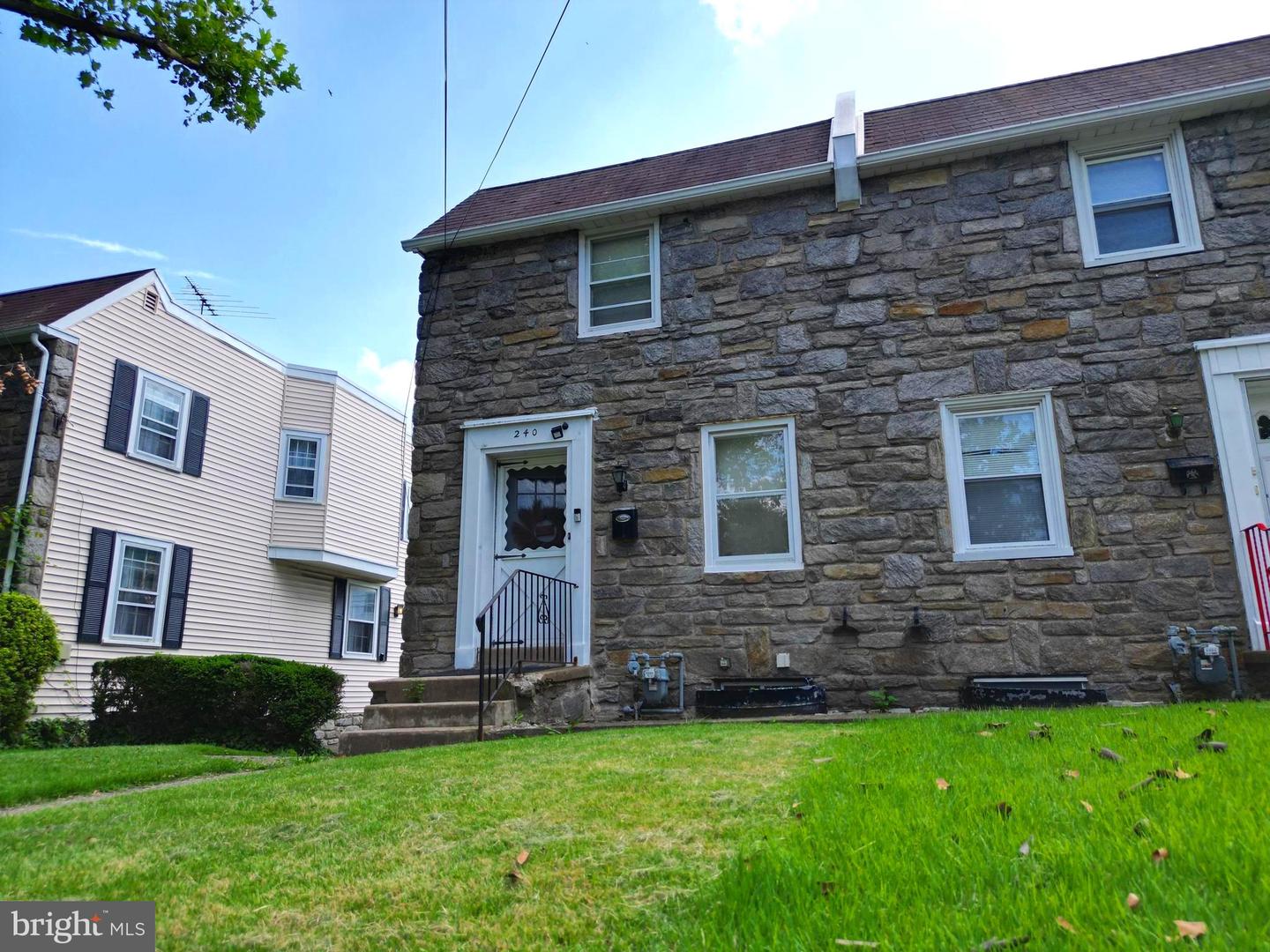 240 GARVIN BLVD