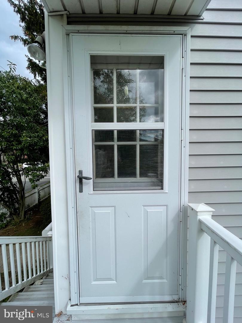 131 Milmont Ave Property Photo 21