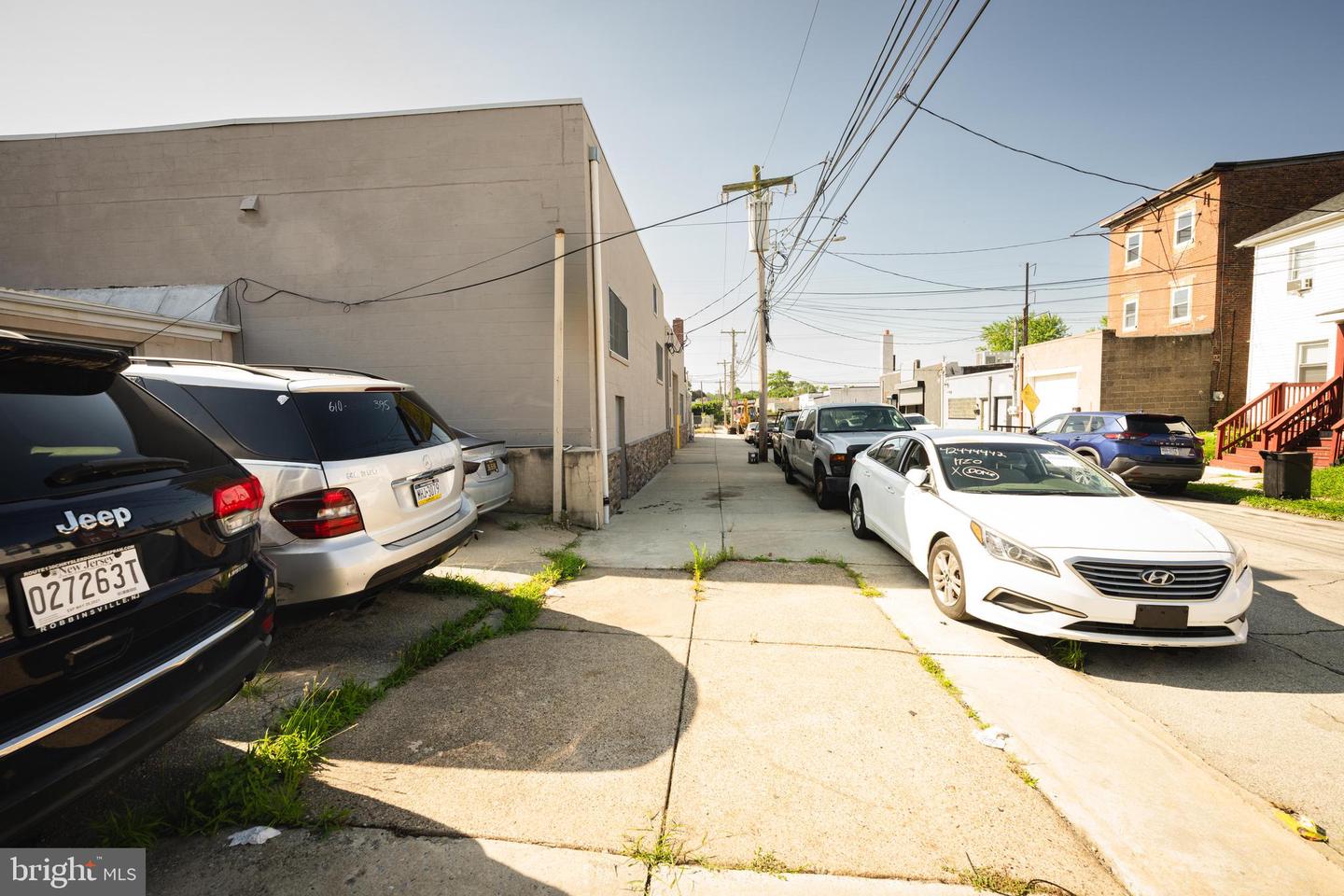 8 3rd St Property Photo 12