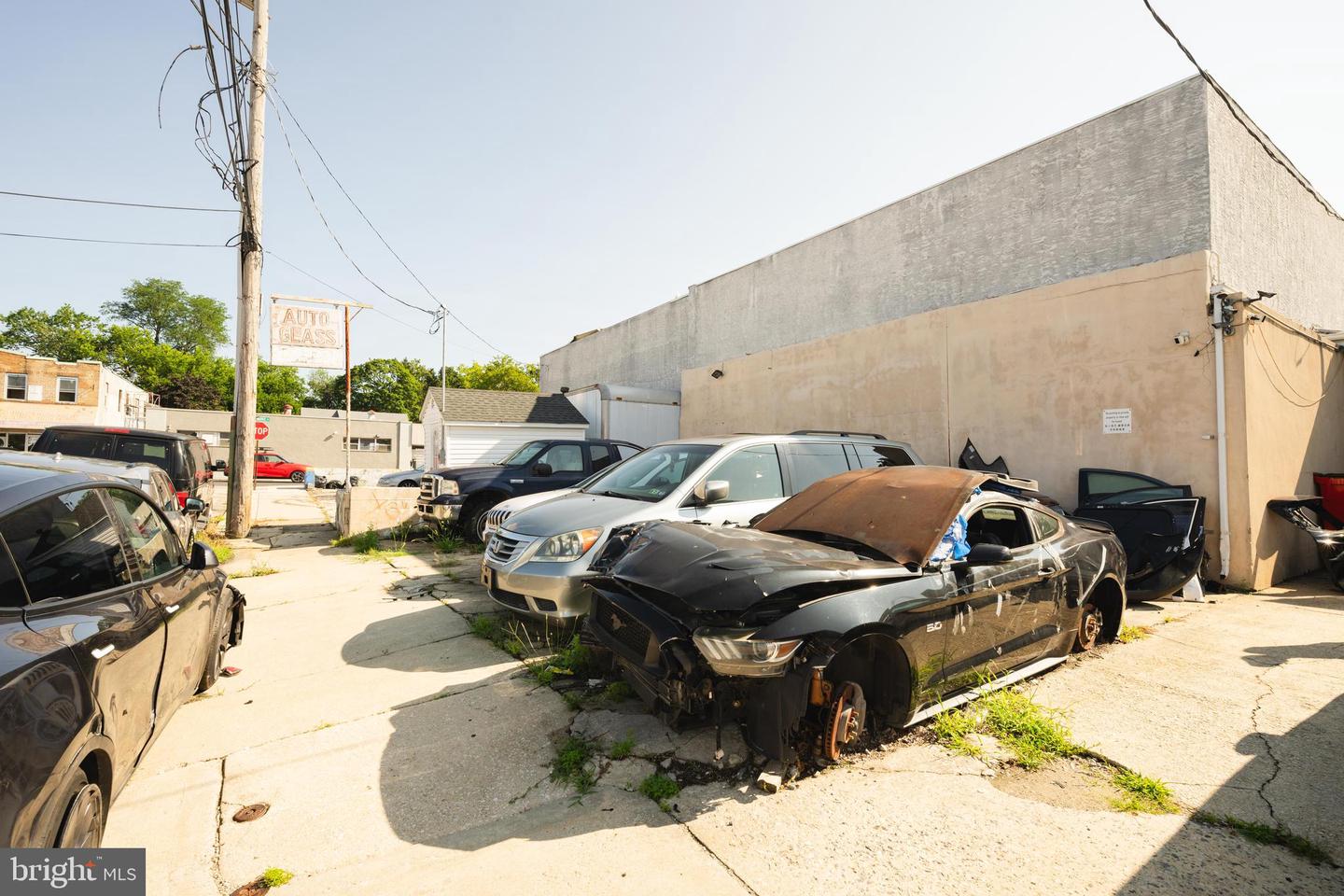 8 3rd St Property Photo 13