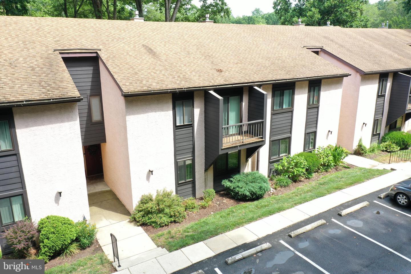 403 Painters Crossing #403 Property Photo 40