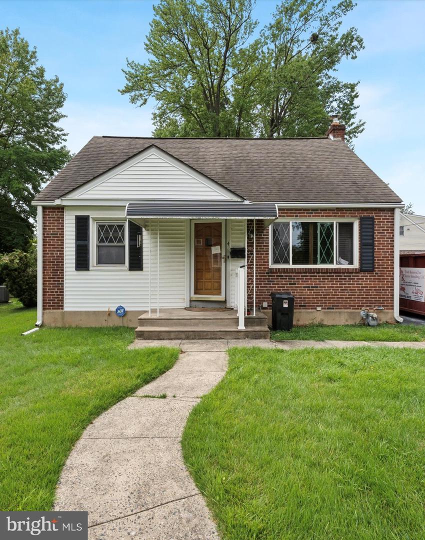 4 N Sycamore Ave Property Photo 1