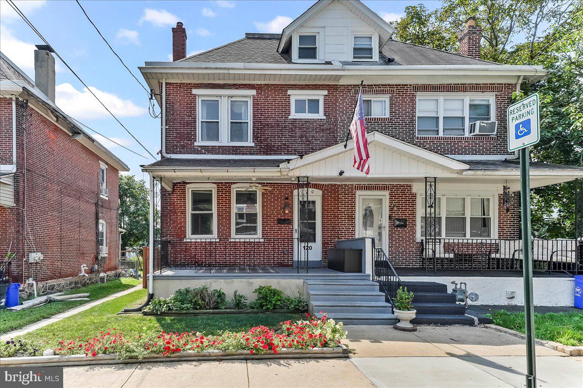 120 E Berkley Ave Property Photo 1