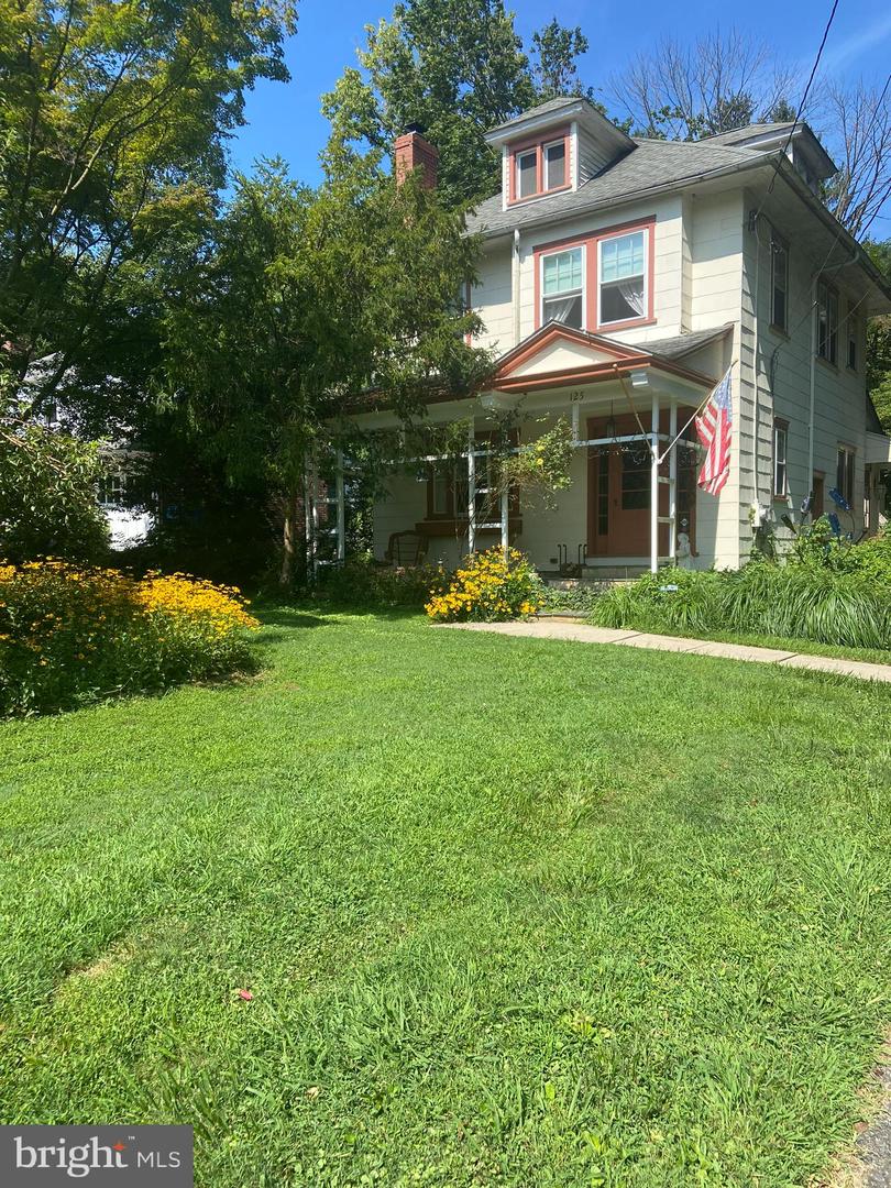 125 Bortondale Rd Property Photo 1