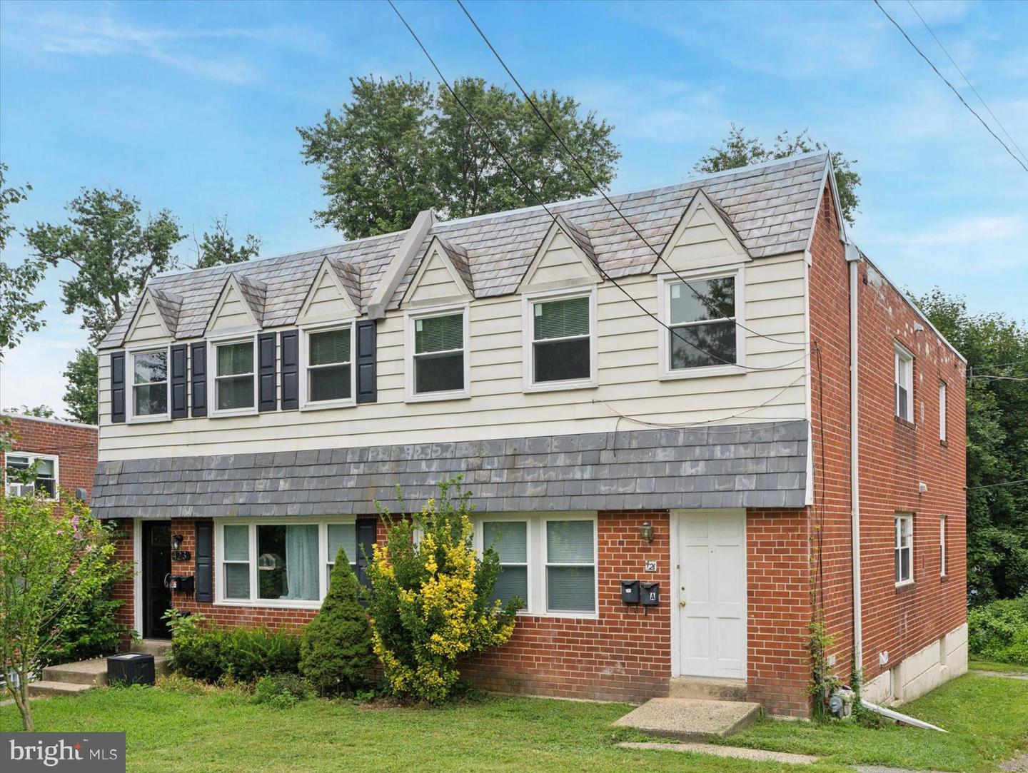 421 W Jefferson St #b Property Photo 1