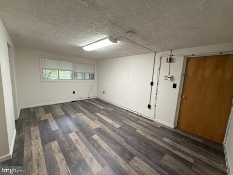 300 S Chester Rd Property Photo 4