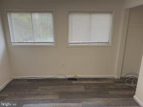 300 S Chester Rd Property Photo 6