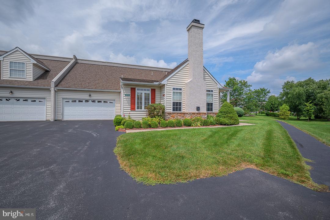 3003 S Half Mile Post S Property Photo 1